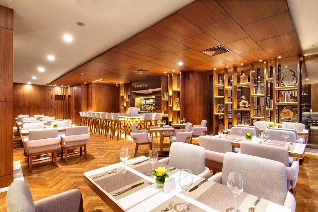 Deacon House Wuxi Hotel Уси Екстериор снимка