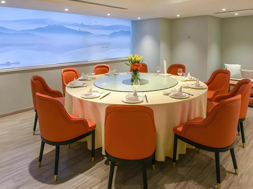Deacon House Wuxi Hotel Уси Екстериор снимка