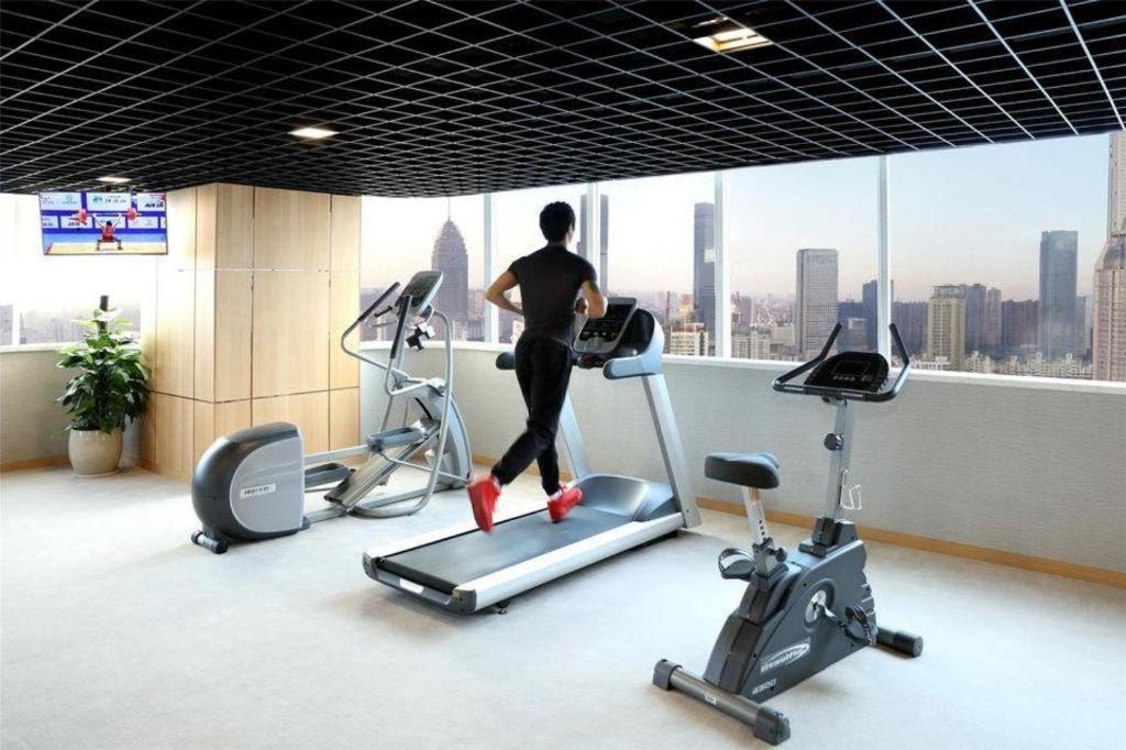 Deacon House Wuxi Hotel Уси Екстериор снимка